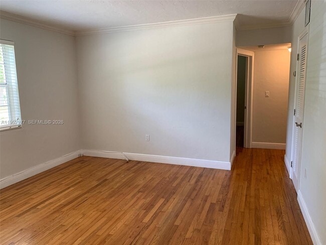 Building Photo - 7840 SW 55th Ave