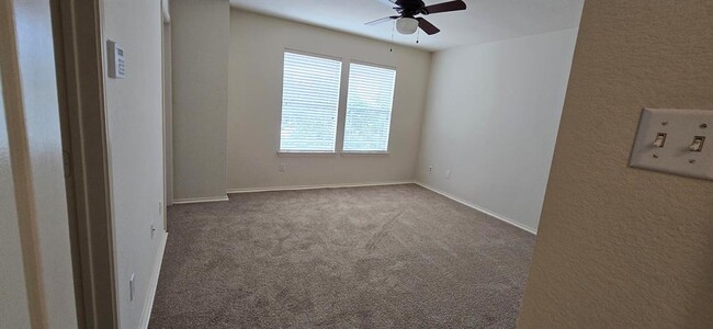 Building Photo - 1403 Davis Mountain Loop