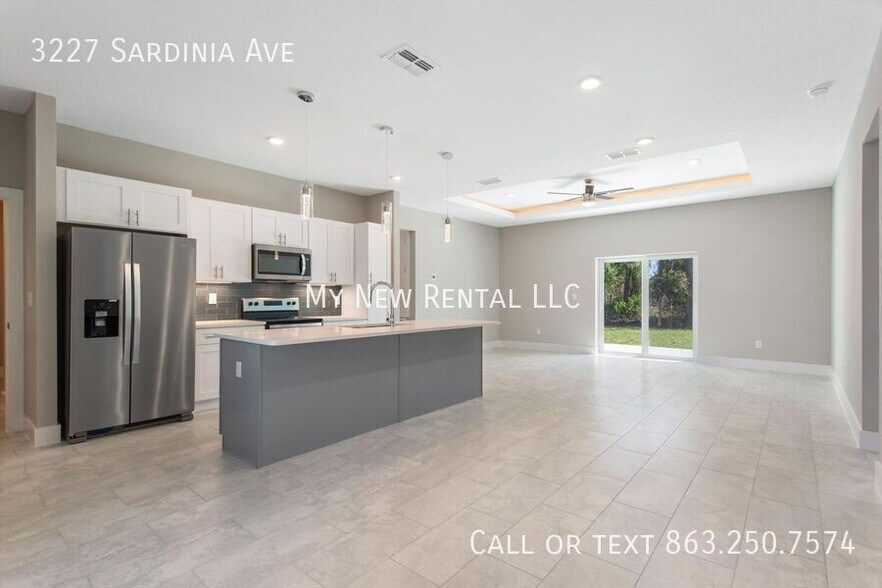 Building Photo - 3227 Sardinia Ave