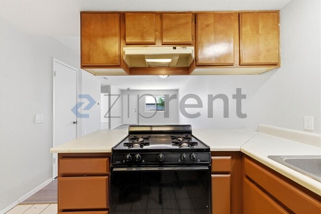 Building Photo - 34901 Marcia Rd