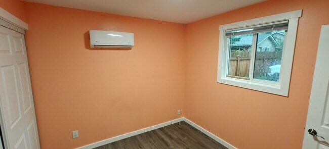 Bedroom - 15010 26th Ave NE