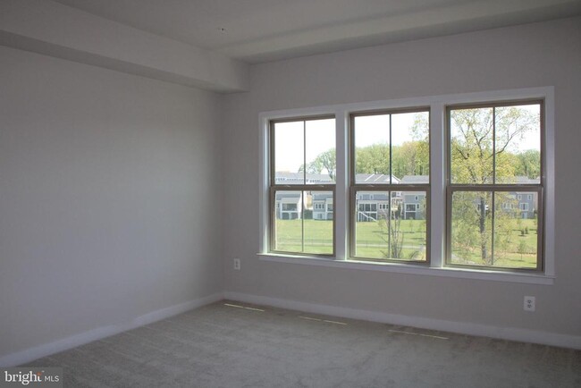 Building Photo - 11013 Resort Road