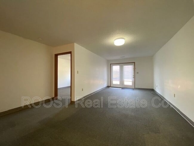 Building Photo - 339 Lewis B Moore Dr