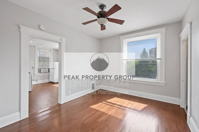 Building Photo - 2549 University Ct