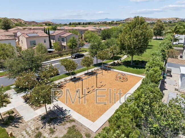 Building Photo - 21713 Bene Dr