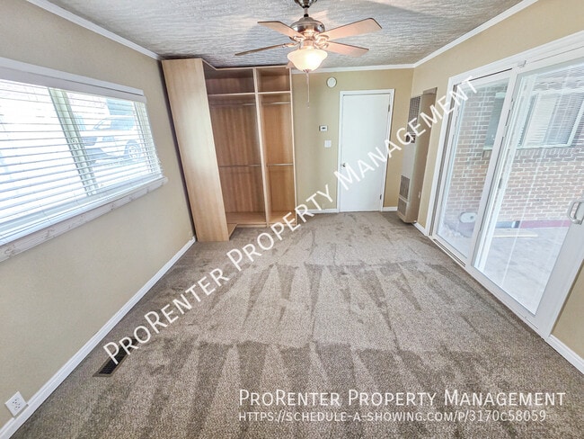 Building Photo - 1162 Collins Blvd