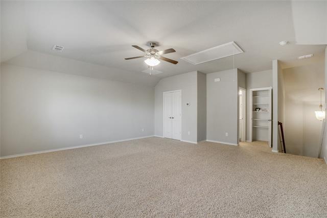 Building Photo - 821 Meadows Dr
