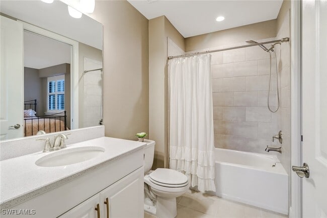 Building Photo - 9653 Montelanico Loop