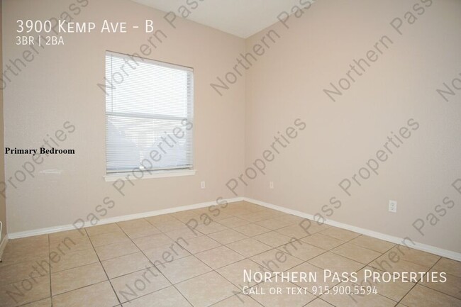 Building Photo - Nice 3 Bedroom Apartment with Refrigerated...