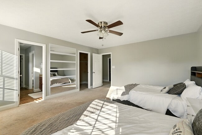 Building Photo - 17011 Bowline View Trail