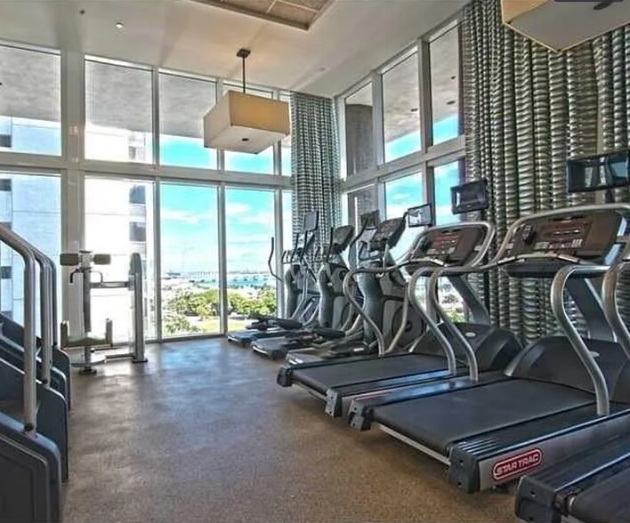 Building Photo - 50 Biscayne Blvd