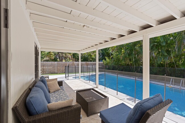 Building Photo - 486 NW 1st St