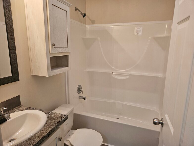 Building Photo - 11789 Cascade Cir