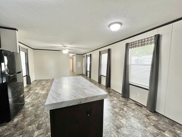 Building Photo - 3701 2nd St