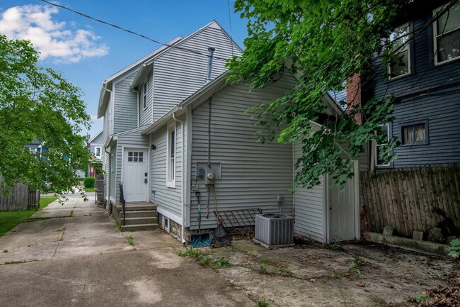 Building Photo - Furnished 4-Bedroom Single-Family Home on Buffalo’s West Side