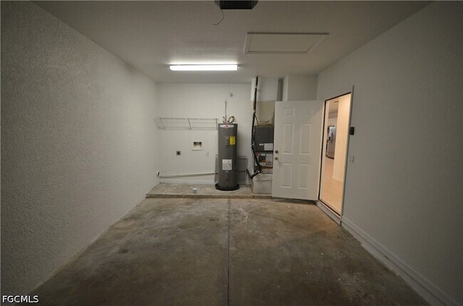 Building Photo - 3303 Armstrong Ct
