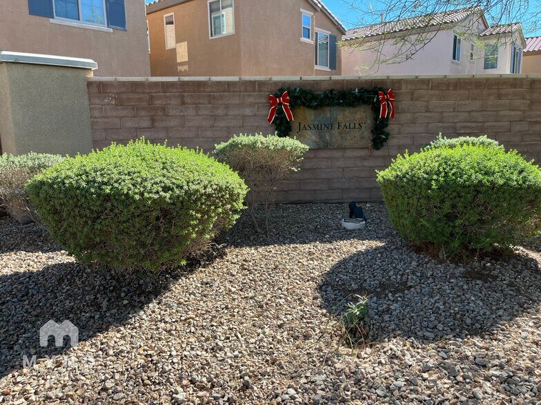 Building Photo - 7693 Lots Hills Dr