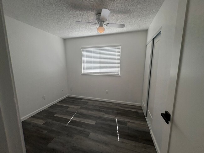 Building Photo - Remodeled 3bed/2bathroom home in West Sac