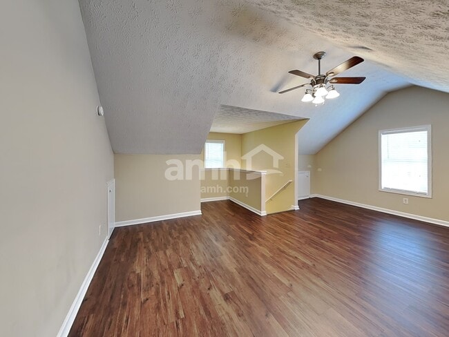 Building Photo - 84 Glen Ridge Dr