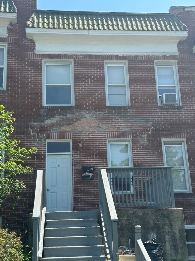 Building Photo - 5 S Wickham Rd