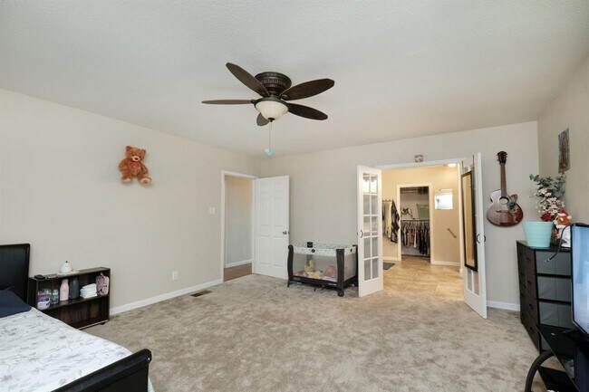 Building Photo - 1170 County Rd B