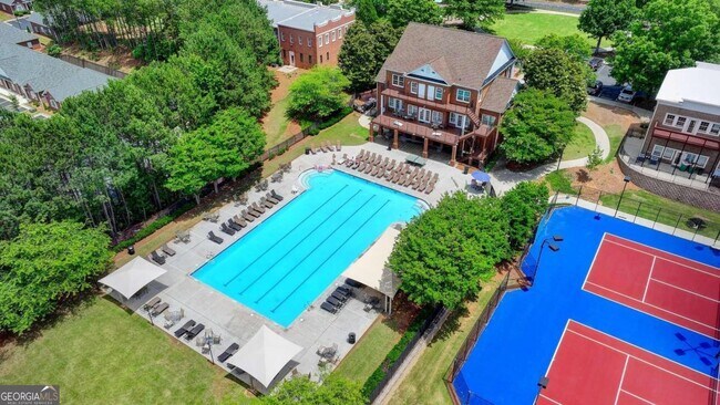 Building Photo - 648 Georgia Way