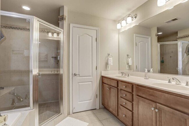 Building Photo - BEAUTIFUL 4 LEVEL TOWNHOME IN GERMANTOWN. 4 BEDROOM, 4.5 BATHS