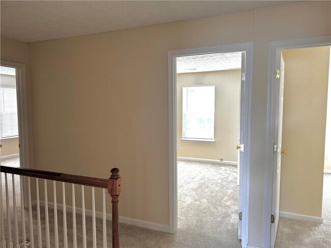 Building Photo - 1700 Ivey Pointe Ct