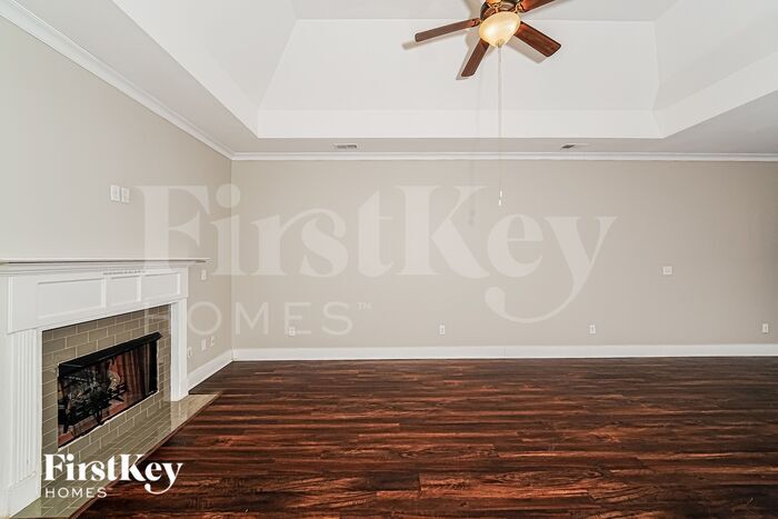 Building Photo - 6366 Cove Ln