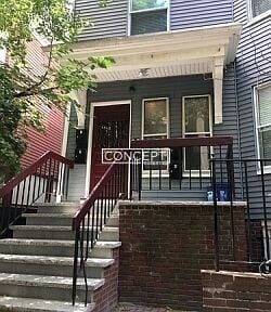 Building Photo - 7A Story St. Unit 2B