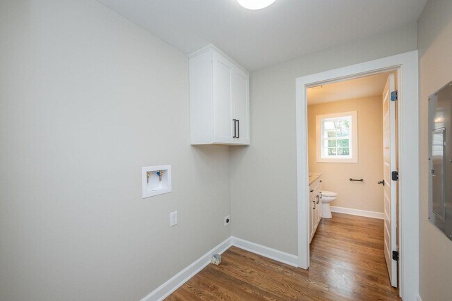 Building Photo - 1106 Morningside Dr