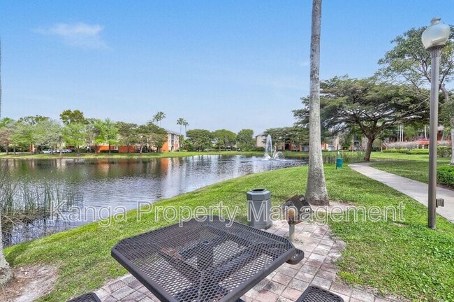 Building Photo - 4159 N Haverhill Rd