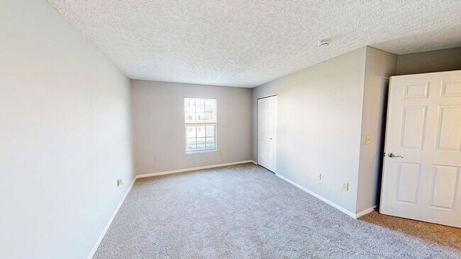 Building Photo - 5586 Cypress Chase