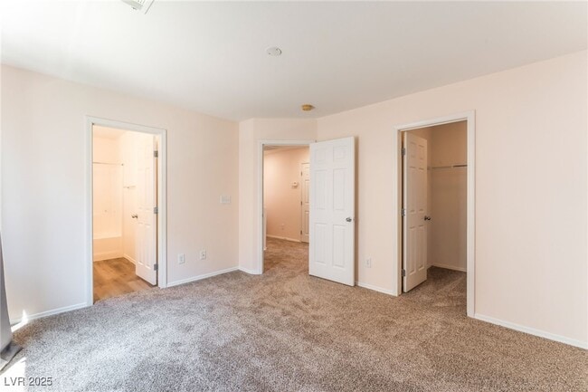 Building Photo - 10633 Camel Rock Ct