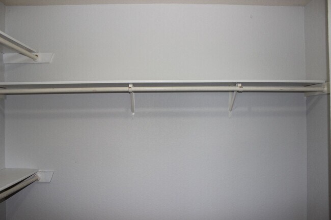 Building Photo - Charming 3-Bedroom Home in Jamesway Addition – Available Now!