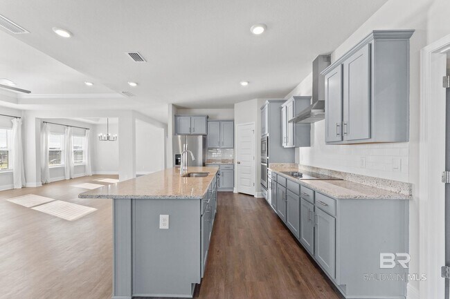 Building Photo - 21121 Yosemite Blvd