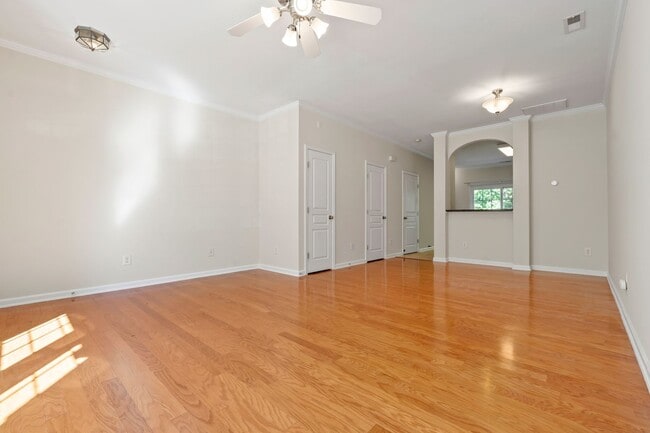 Building Photo - WOW!! - Location and Space, LARGE townhome  Close to everything