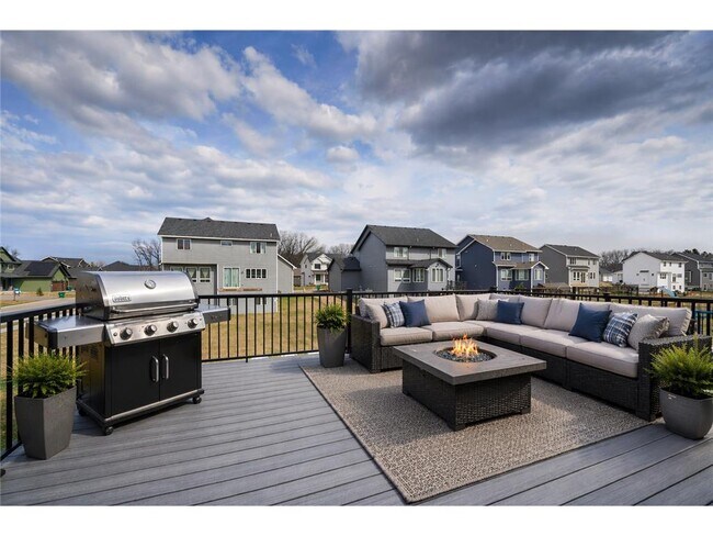 Building Photo - 429 Mario Dr