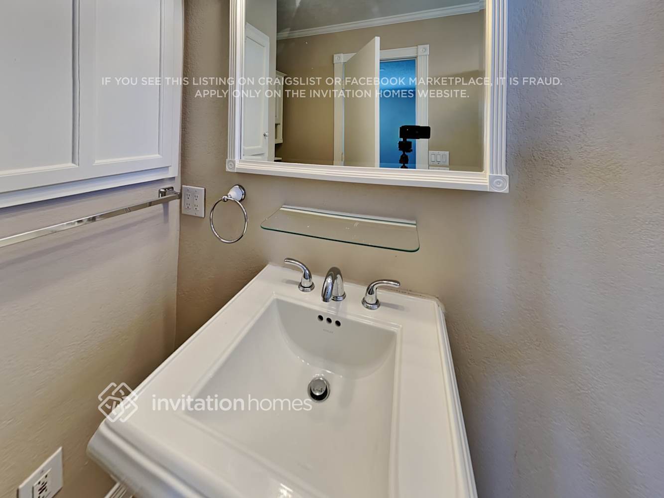 Building Photo - 760 Charwood Cir