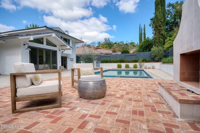 Building Photo - 1292 Brookview Ave