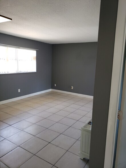 Building Photo - 1309 Union St