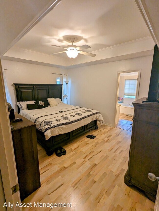Building Photo - 3 br, 2 bath House - 1618 Williamsburg