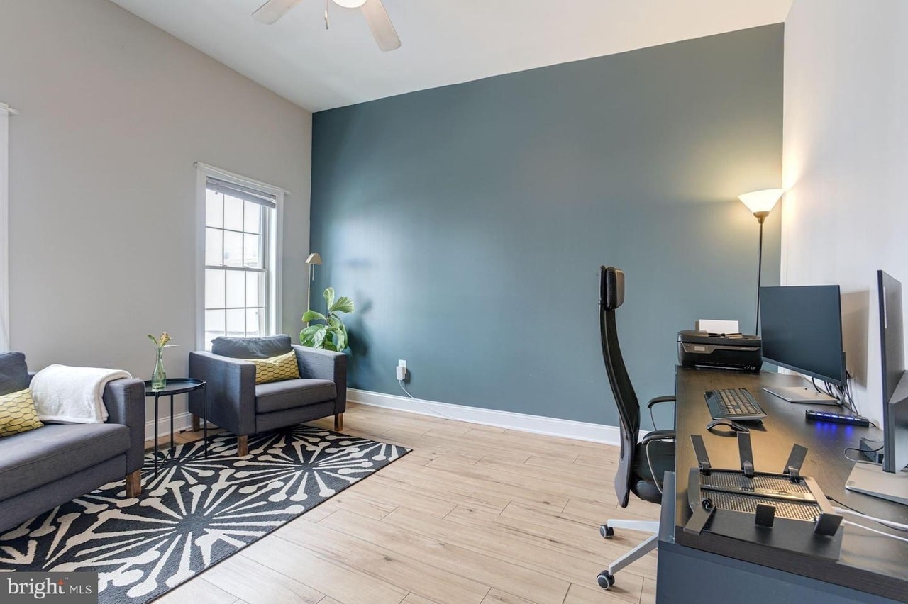 Building Photo - 81 W West St