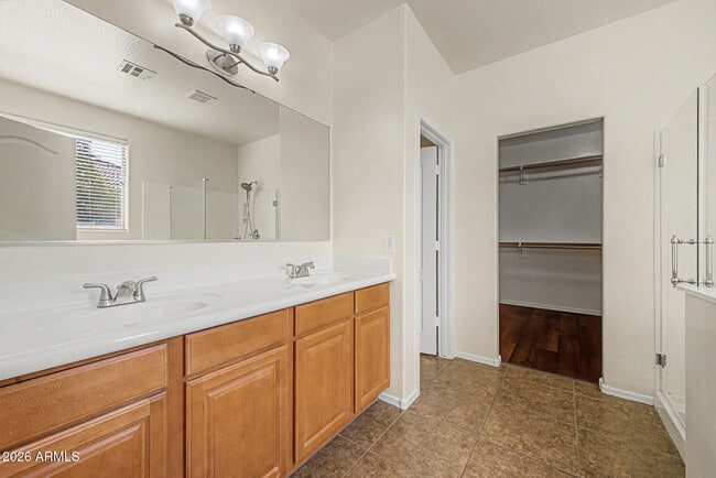 Building Photo - 7842 W Andrea Dr
