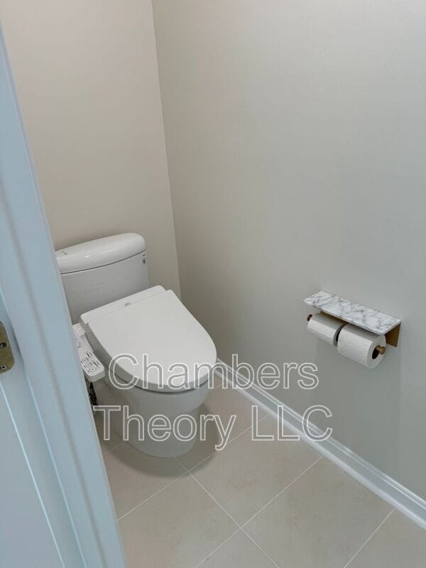 Building Photo - 46342 Summerhill Pl