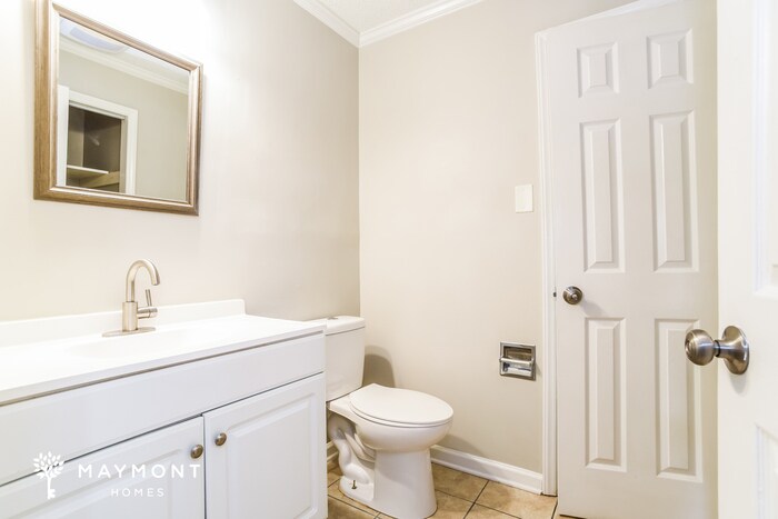 Building Photo - 2518 Fairgreen Dr