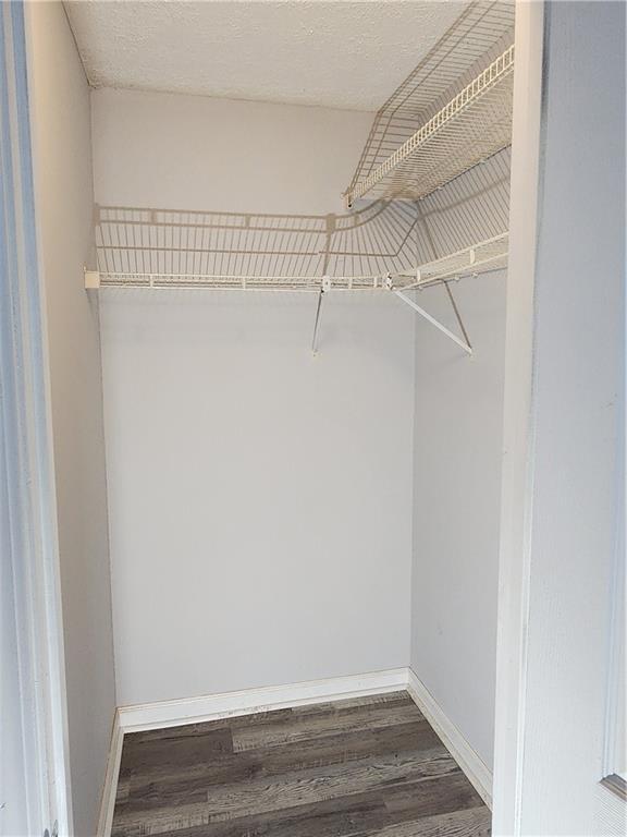2nd master walk in closet - 922 Sweetwater Way