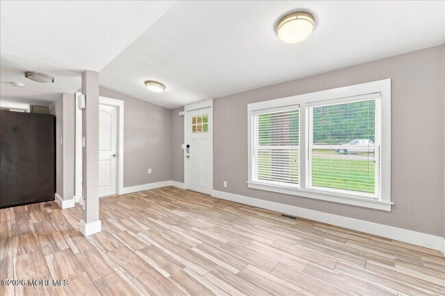 Building Photo - 2978 Shafto Rd