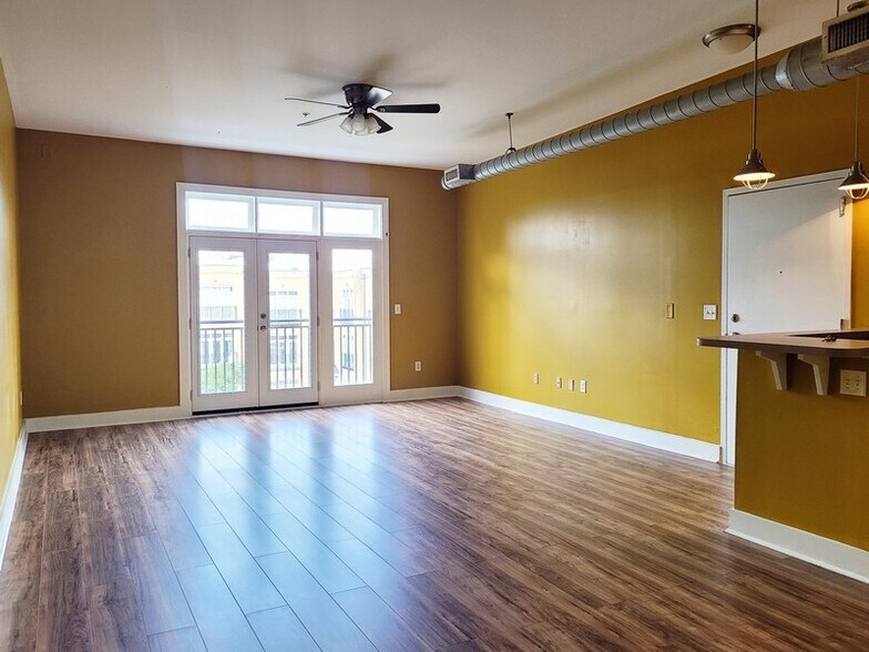 Building Photo - 502 Pryor St SW