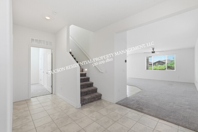 Building Photo - 7842 S New Strike Way